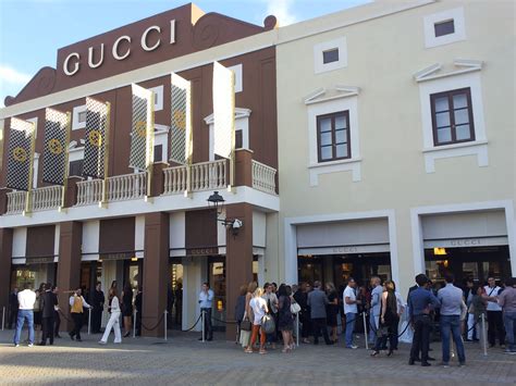 cost of gucci in italy|Gucci Italy outlet.